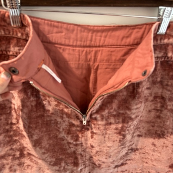 Free People Dust to Dust Blush Velvet Mini Skirt Size 6 - Picture 3 of 8
